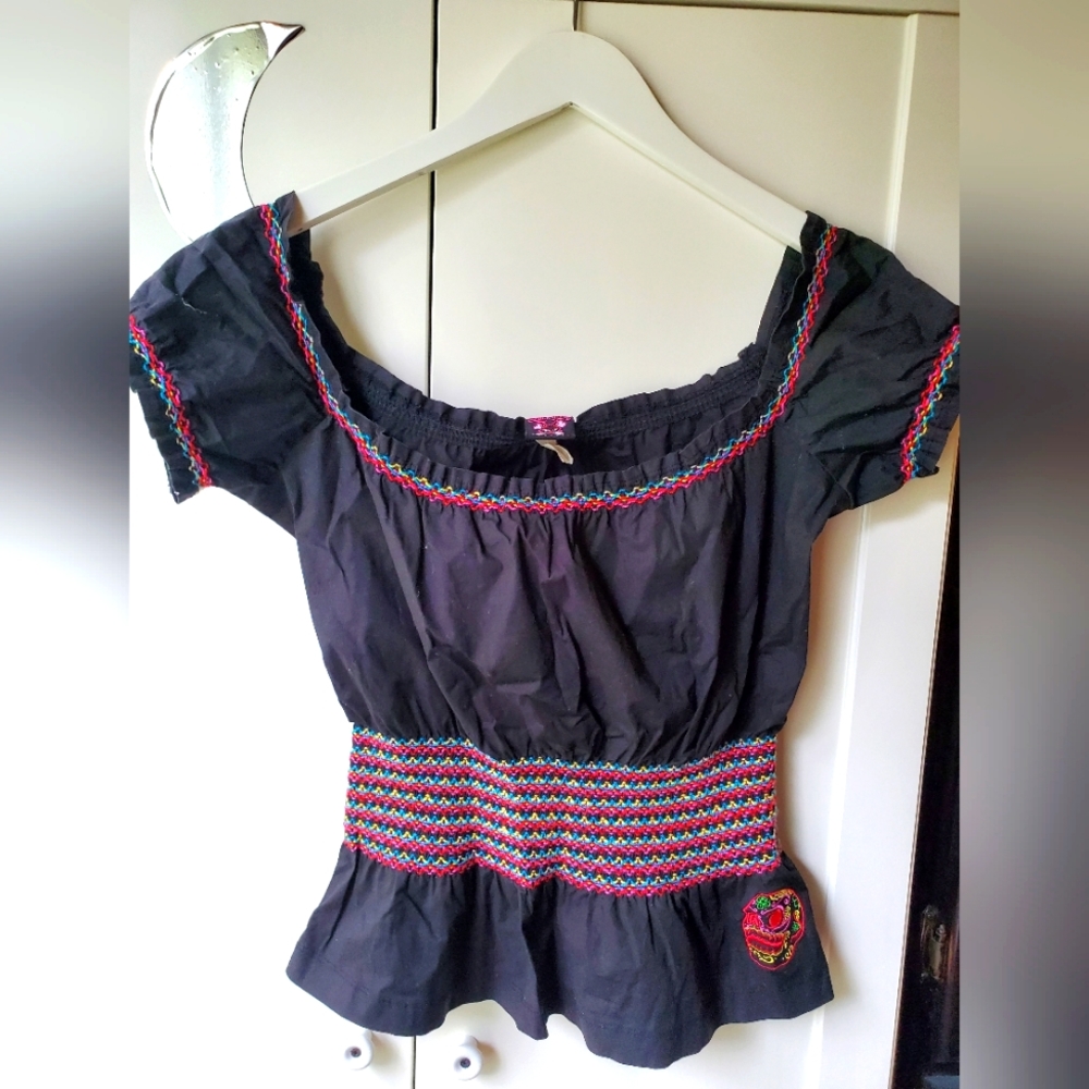 Lucky Thirteen pinup peasant top
